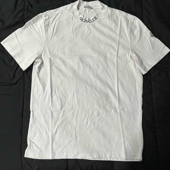 Moncler T shirt